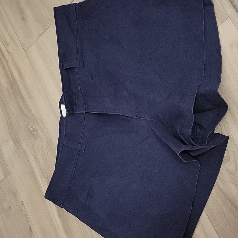 Navy Gap shorts